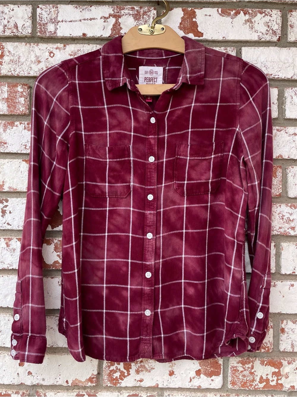 🌻5/$15🌻 So | Perfect Shirt Relaxed Red Tie Dye Striped Button Down Shirt